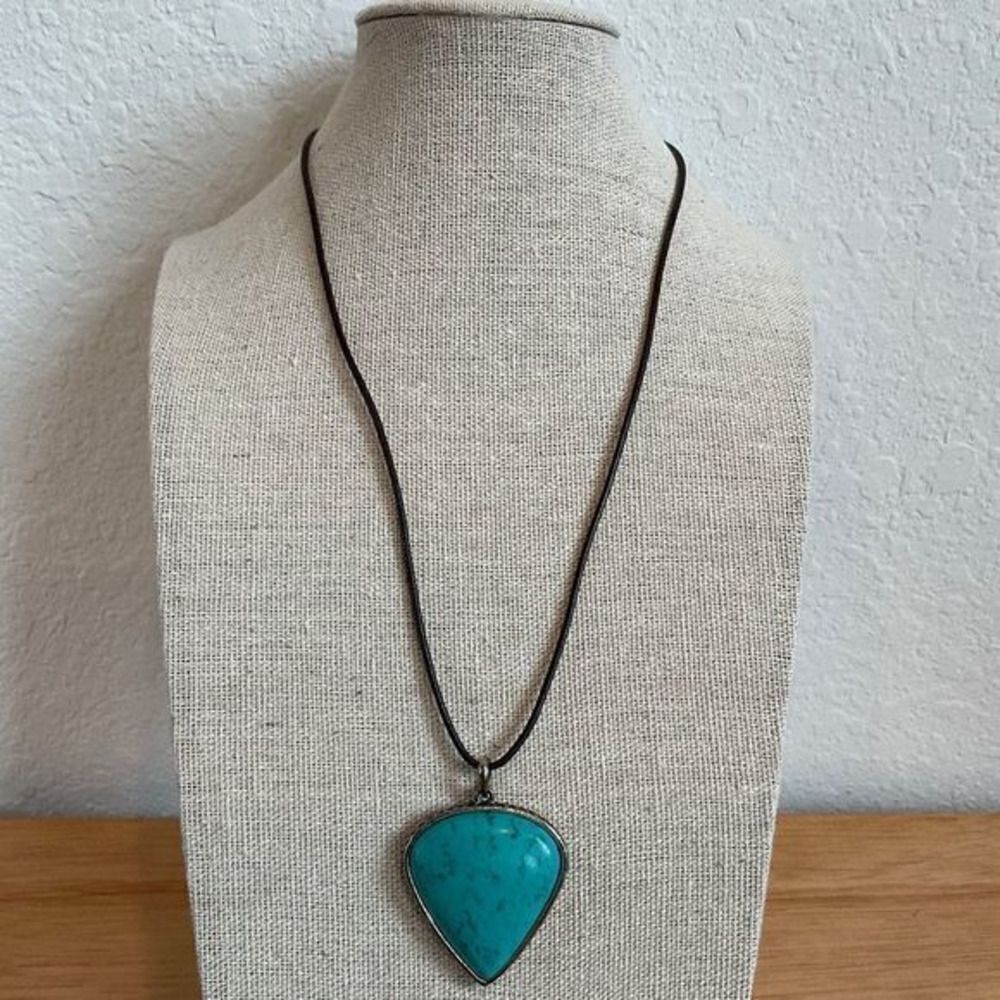 NWOT Lucky Brand Turquoise Teardrop‎ Stone Necklace